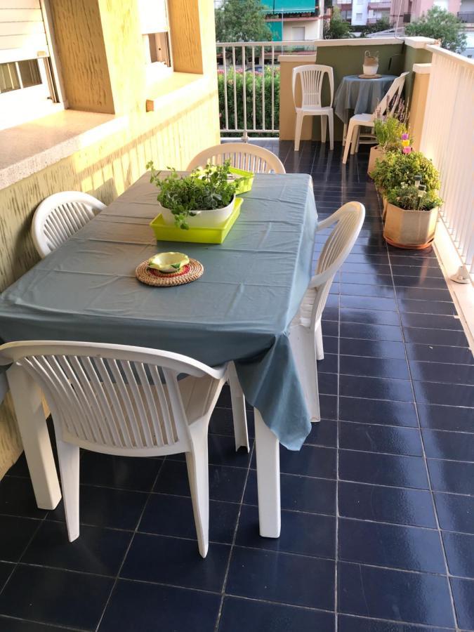 Segur De Calafell Vacation Apartment Ngoại thất bức ảnh